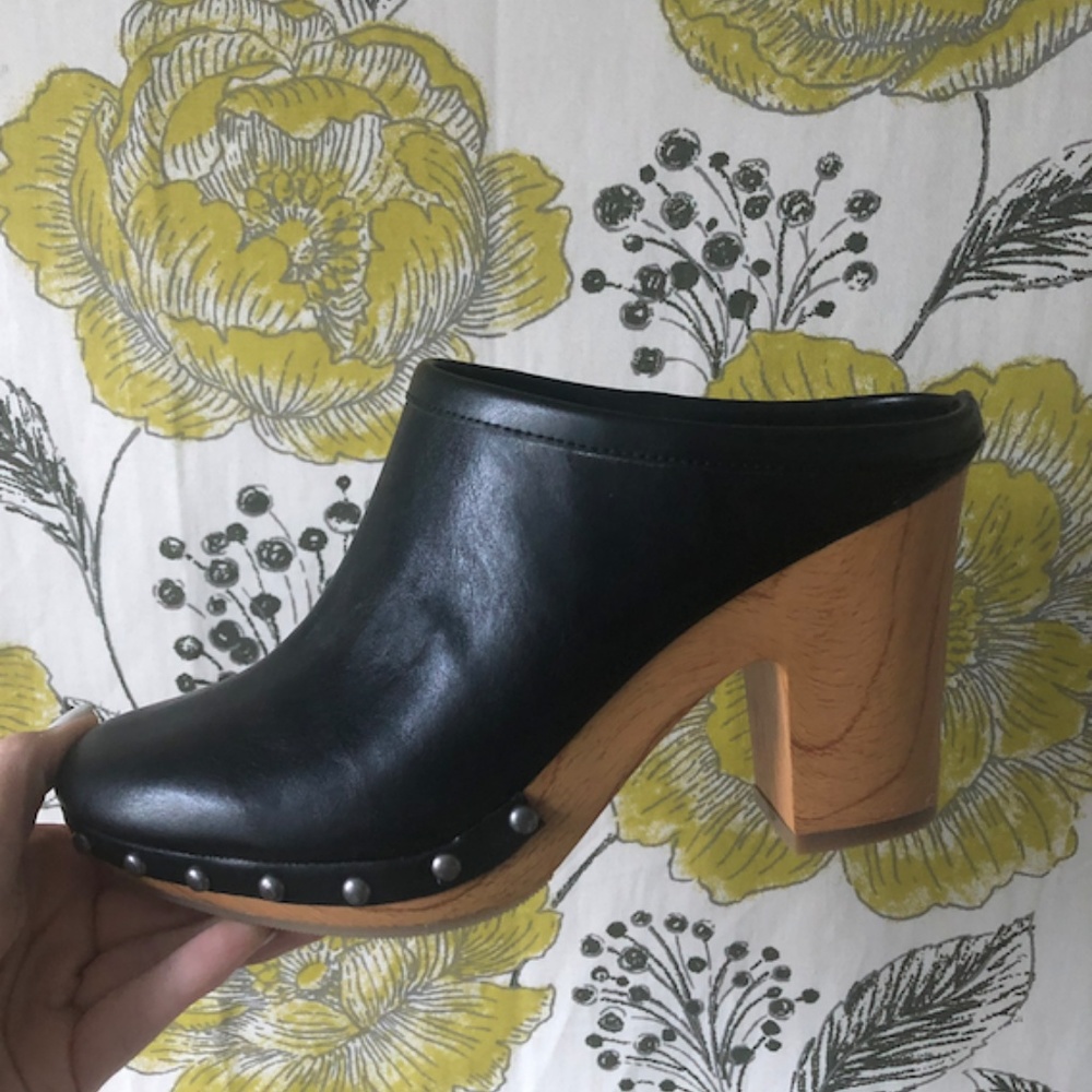 Chunky Heel Clogs